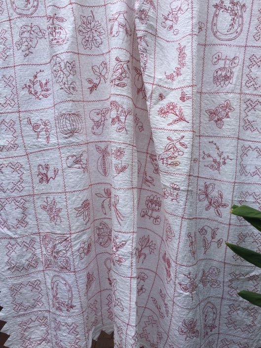 Emil. Mae's Redwork quilt dated August 1917